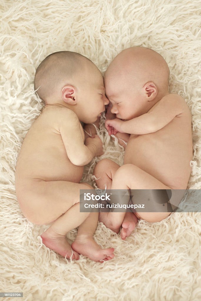 Neonato gemelli - Foto stock royalty-free di 0-11 Mesi
