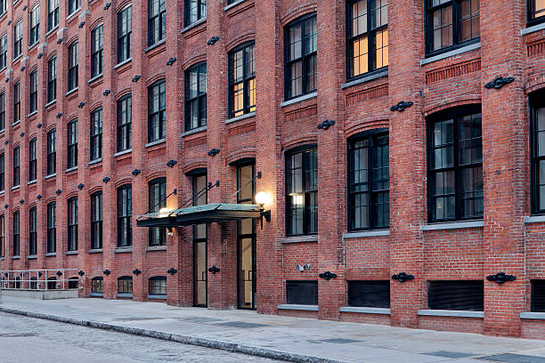 istock Industrial Apartment Building in DUMBO Brooklyn 181124070