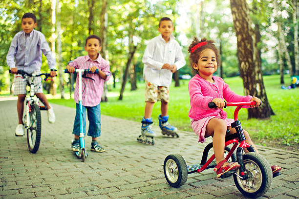 istock Family outdoors 181126220