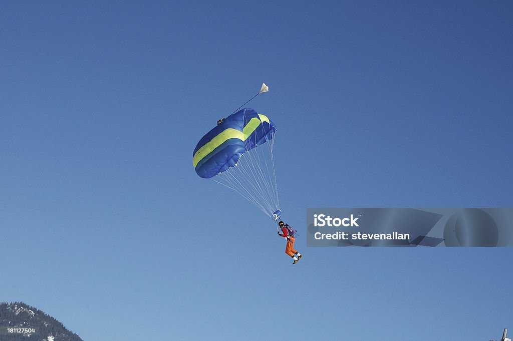 Parapente dans les Andes - Photo de Parachutisme en chute libre libre de droits