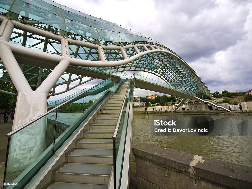 Tbilisi bridge - Foto de stock de Adulto royalty-free