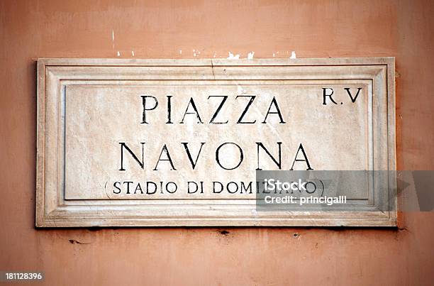 Знак Пьяцца Навона В Риме Италия — стоковые фотографии и другие картинки Дорожный знак - Дорожный знак, Рим - Италия, Архитектура