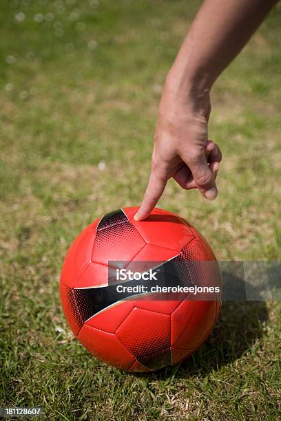 Foto de De Futebol e mais fotos de stock de Bola - Bola, Bola de Futebol, Campo esportivo