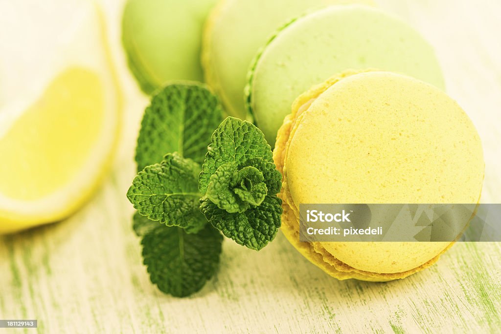 Macaroons de menta e limão - Foto de stock de Amarelo royalty-free