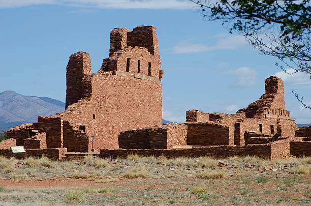 abo ruinas del pueblo misiones monumento nacional de salinas - albuquerque catholicism church new mexico fotografías e imágenes de stock