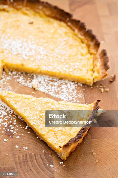 Crostata Di Limone - Fotografie stock e altre immagini di Bianco - Bianco, Bruciato, Cibo