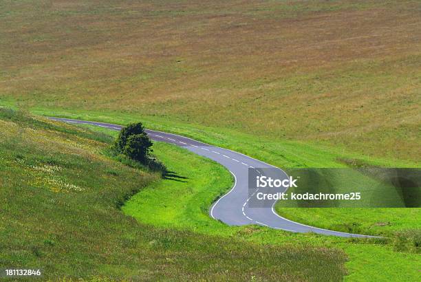 Wzgórza South Downs - zdjęcia stockowe i więcej obrazów Anglia - Anglia, Asfalt, Bez ludzi