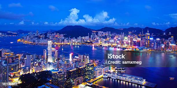 Foto de Kowloon Hong Kong e mais fotos de stock de Hong Kong - Hong Kong, Noite, Porto comercial