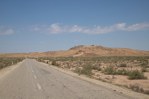 desert road which lead as to the old settlement