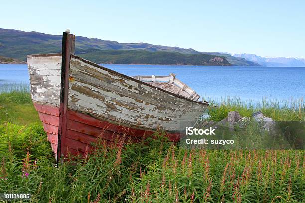 Photo libre de droit de Vieux Bateau banque d'images et plus d'images libres de droit de Beauté - Beauté, Beauté de la nature, Ciel sans nuage