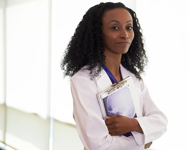 istock Healthcare Professional 181135500