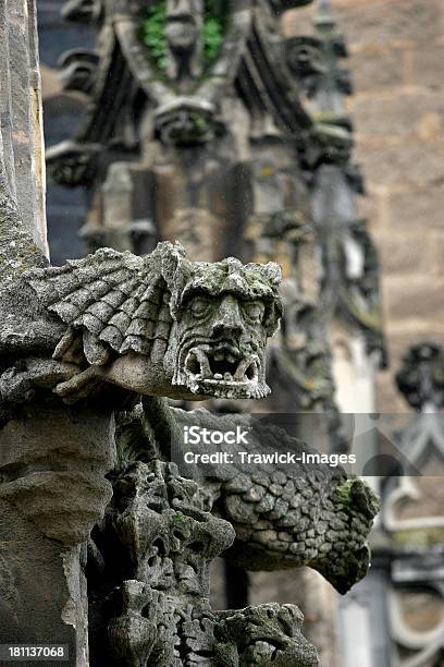 Foto de Espanhol Gargole e mais fotos de stock de Arquitetura - Arquitetura, Assustador, Catedral