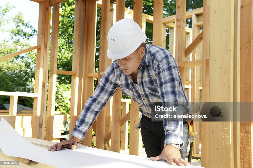 Trabajador de construcción - Foto de stock de 30-34 años libre de derechos
