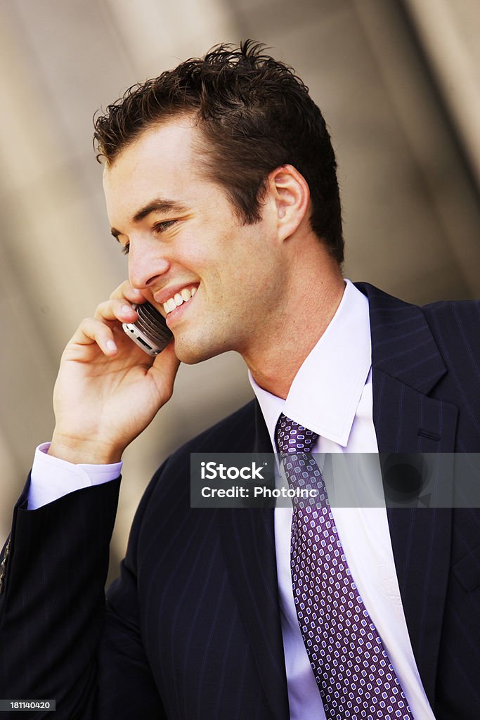 Homme d'affaires téléphone portable II - Photo de Adulte libre de droits