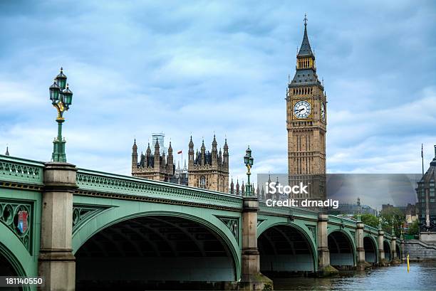 Photo libre de droit de Westminster Bridge Et Le Parlement banque d'images et plus d'images libres de droit de Big Ben - Big Ben, Angleterre, Architecture