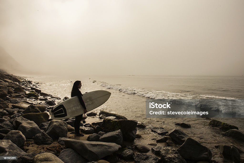 Surferka - Zbiór zdjęć royalty-free (Czarny kolor)