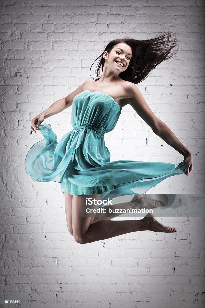 Felice Salto - Foto stock royalty-free di Adulto