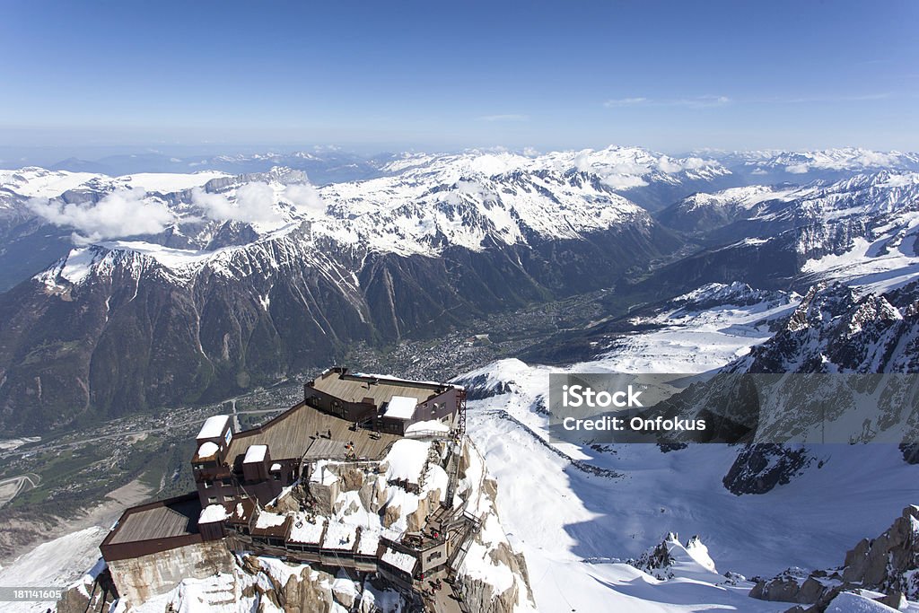 眺めのアルプスから Aiguille du midi 、シャモニー、フランス - Horizonのロイヤリティフリーストックフォト