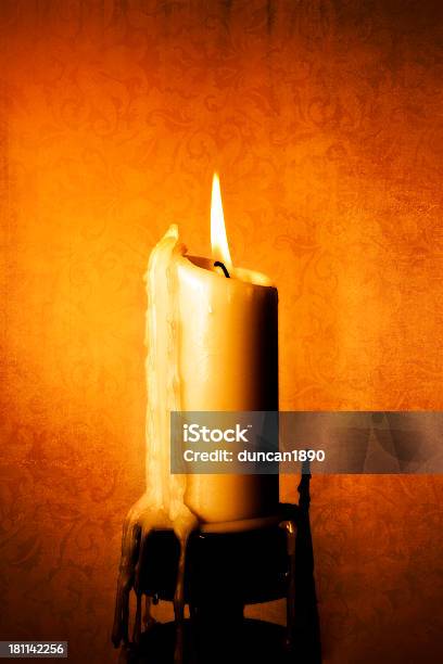 Candle - Fotografias de stock e mais imagens de Cera - Cera, Derreter, Vela - Equipamento de Iluminação