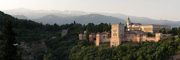 istock Alhambra palace at dawn 181142532