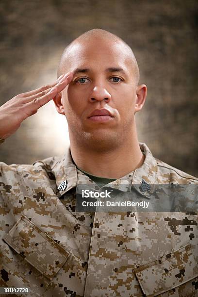 米国海兵隊 Solider のポートレート - アフリカ民族のストックフォトや画像を多数ご用意 - アフリカ民族, アフリカ系アメリカ人, アメリカ合衆国