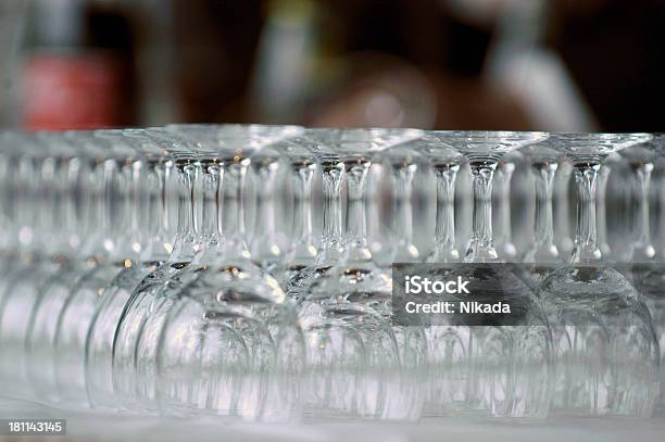 Óculos De Vinho - Fotografias de stock e mais imagens de Azul - Azul, Bebida, Bebida Alcoólica