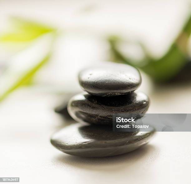 Balance Stockfoto und mehr Bilder von Alternative Medizin - Alternative Medizin, Aufnahme von unten, Bildhintergrund