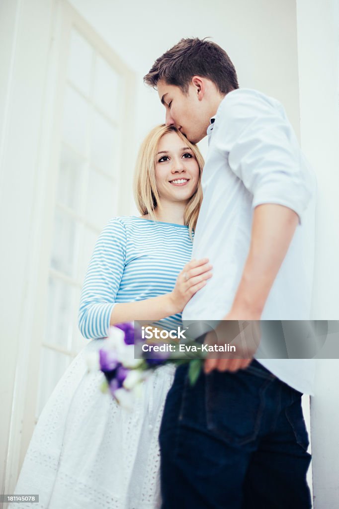 Casal jovem em - Foto de stock de 16-17 Anos royalty-free