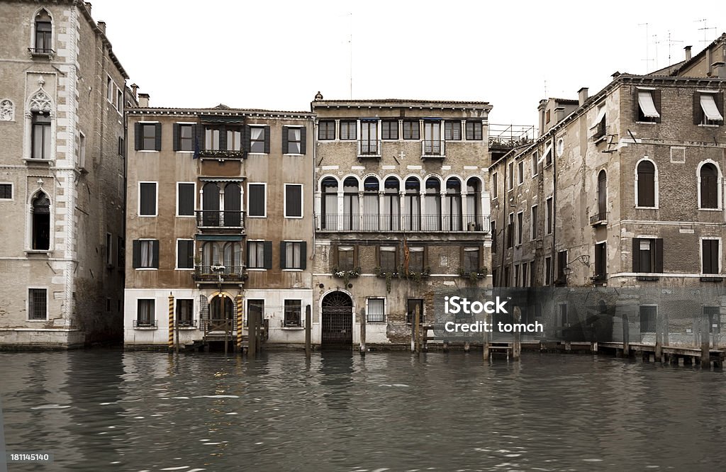 建物内には、大運河、イタリアベニス - イタリアのロイヤリティフリーストックフォト