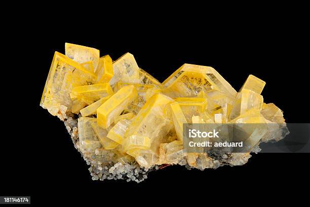 Желтый Barite Cristals — стоковые фотографии и другие картинки Абстрактный - Абстрактный, Барит, Без людей