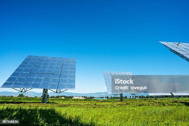 Solar Energy Stockfoto und mehr Bilder von Architektur - Architektur, Blau, Elektrizität