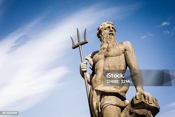 Photo libre de droit de Copenhague Statue De Neptune banque d'images et plus d'images libres de droit de Trident - Lance - Trident - Lance, Mythologie romaine, Neptune - Dieu romain