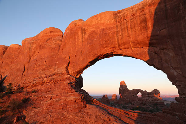 istock Turret Arch and North Window at Sunrise 181150055