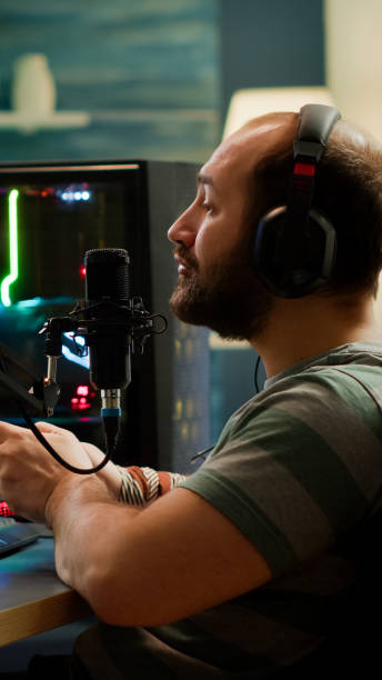 istock Pro cyber streamer losing videogame tournament 1811501405