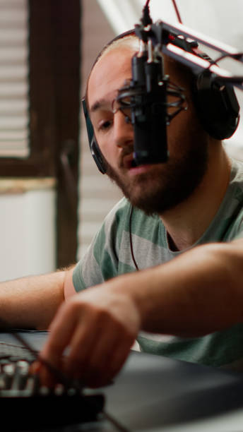 istock Professional streamer preparing for virtual gaming tournament 1811504941
