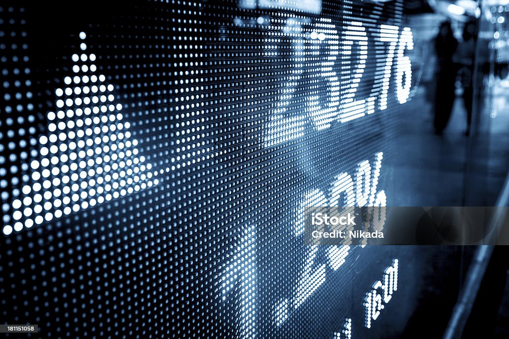 주식 시장 데이터 - 로열티 프리 증권 시장과 거래소 스톡 사진