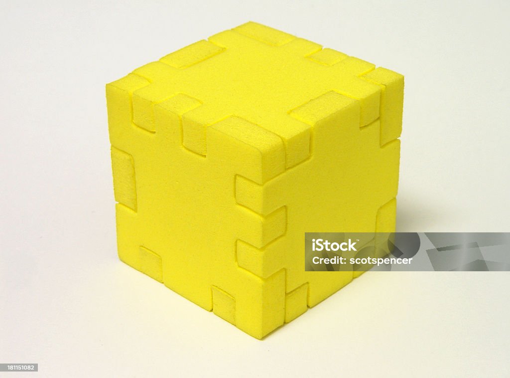 Cubo puzzle amarelo - Royalty-free Agarrar Foto de stock