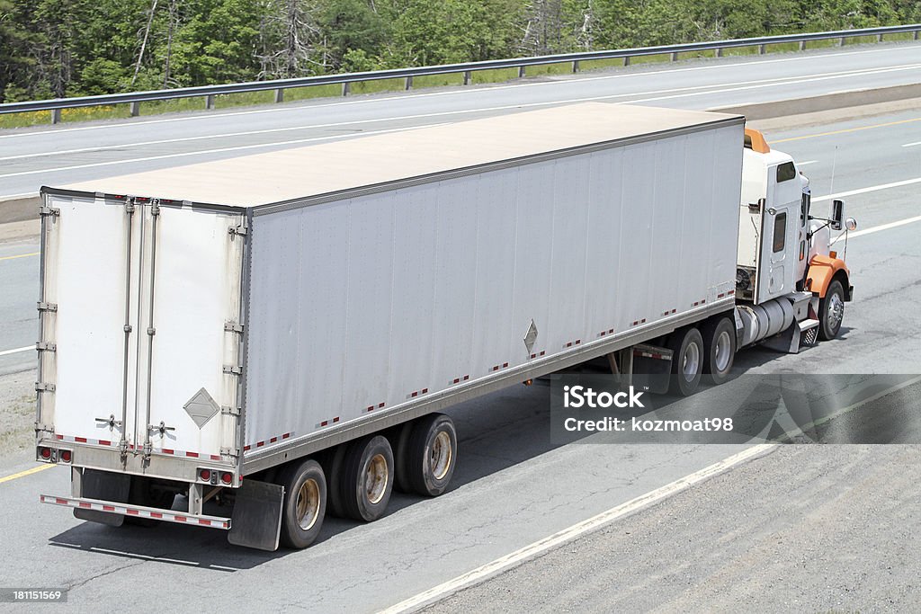 Hauling de transporte - Foto de stock de Aire libre libre de derechos