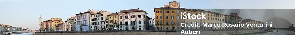 Lungarno Mediceo, Pisa - Foto de stock de 2000-2009 libre de derechos