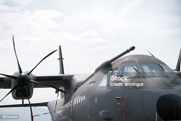 Trasporti Aerei Militariprimo Piano - Fotografie stock e altre immagini di Aereo militare - Aereo militare, Aereo-cargo, Aeronautica