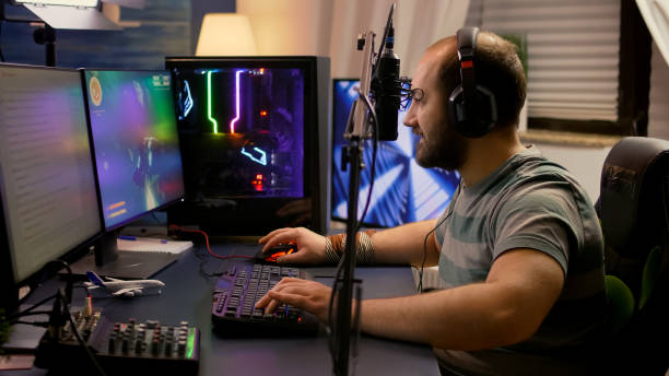 istock Pro gamer wearing professional headphones 1811534340