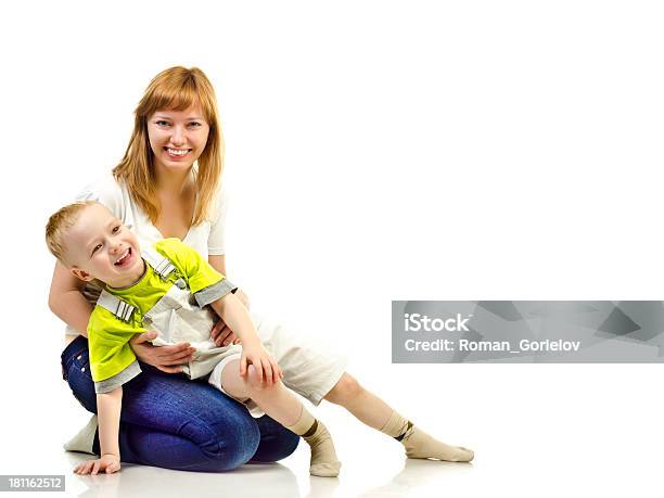 Matka I Dziecko - zdjęcia stockowe i więcej obrazów Białe tło - Białe tło, Chłopcy, Dorosły