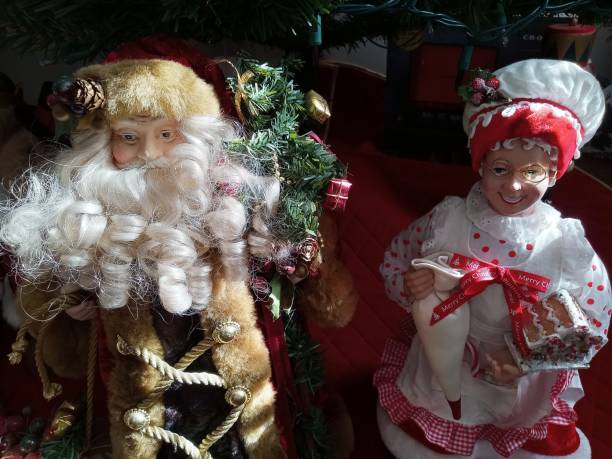 istock Santa-claus and wife 1811747260