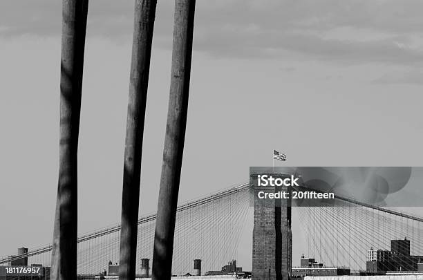 Foto de Brooklyn Bridge De Governors Island e mais fotos de stock de Brooklyn - New York - Brooklyn - New York, Cidade, Destino turístico