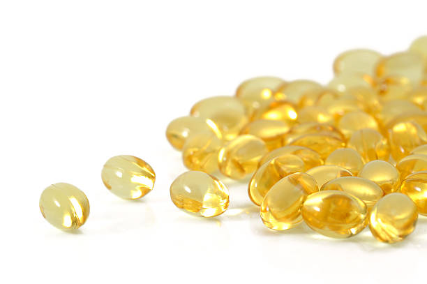 istock Garlic oil capsules 181178723