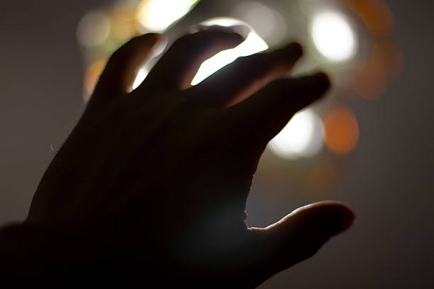 istock Mano y Luz Tres (Hand and Light Three) 181185135
