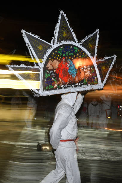 glöcklerlauf ad altmünster, alta austria - costum foto e immagini stock