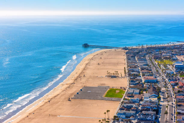 istock Newport Beach California Aerial 1812236113