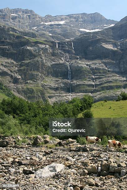 Photo libre de droit de Les Diablerets Région En Suisse banque d'images et plus d'images libres de droit de Alpes européennes - Alpes européennes, Beauté de la nature, Canton du Valais