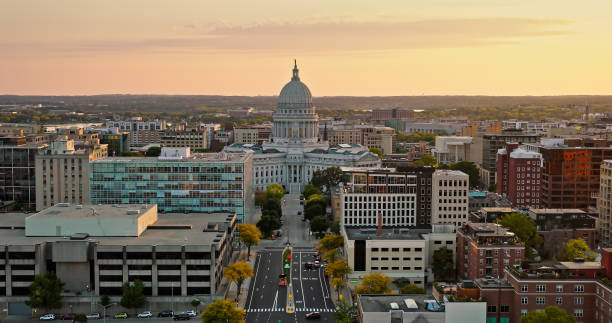 istock Wisconsin State Capitol Building in Downtown Madison at Sunset in Fall - Drone Shot 1812357012